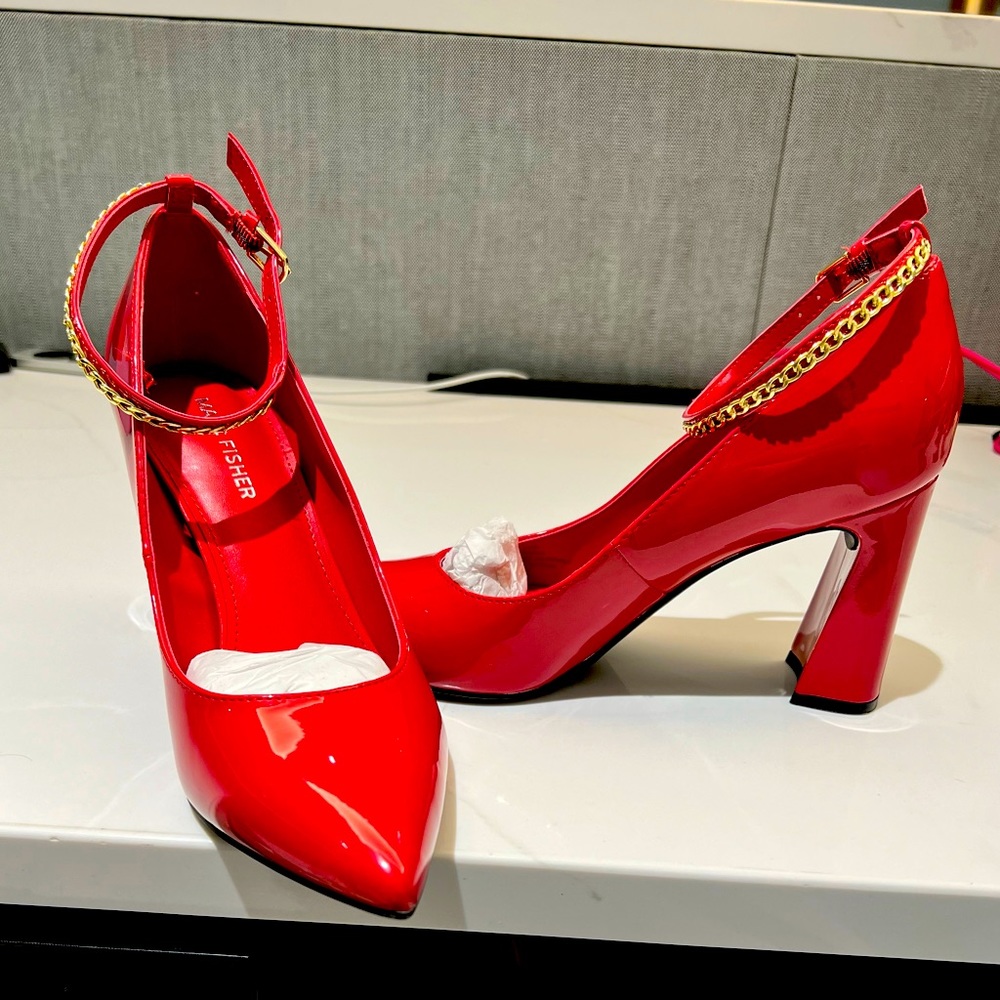 Red Patent Leather heeled shoes